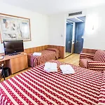 Melas Hotel 4*