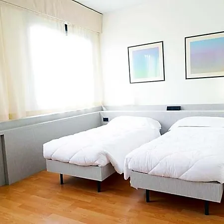 Melas Szálloda 4*