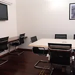 Melas فندق