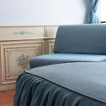 فندق Melas ميرات