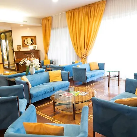 Melas Hotel Отель Мерате