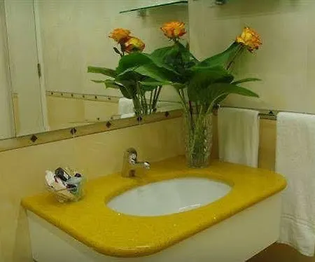 Melas Hotel 4* Мерате